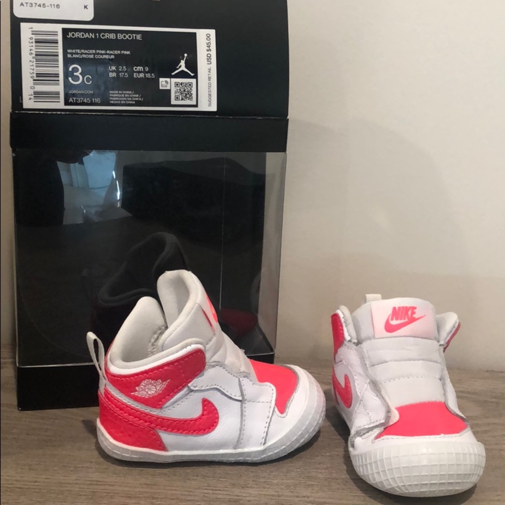 Jordan 1 crib shoe size 3c